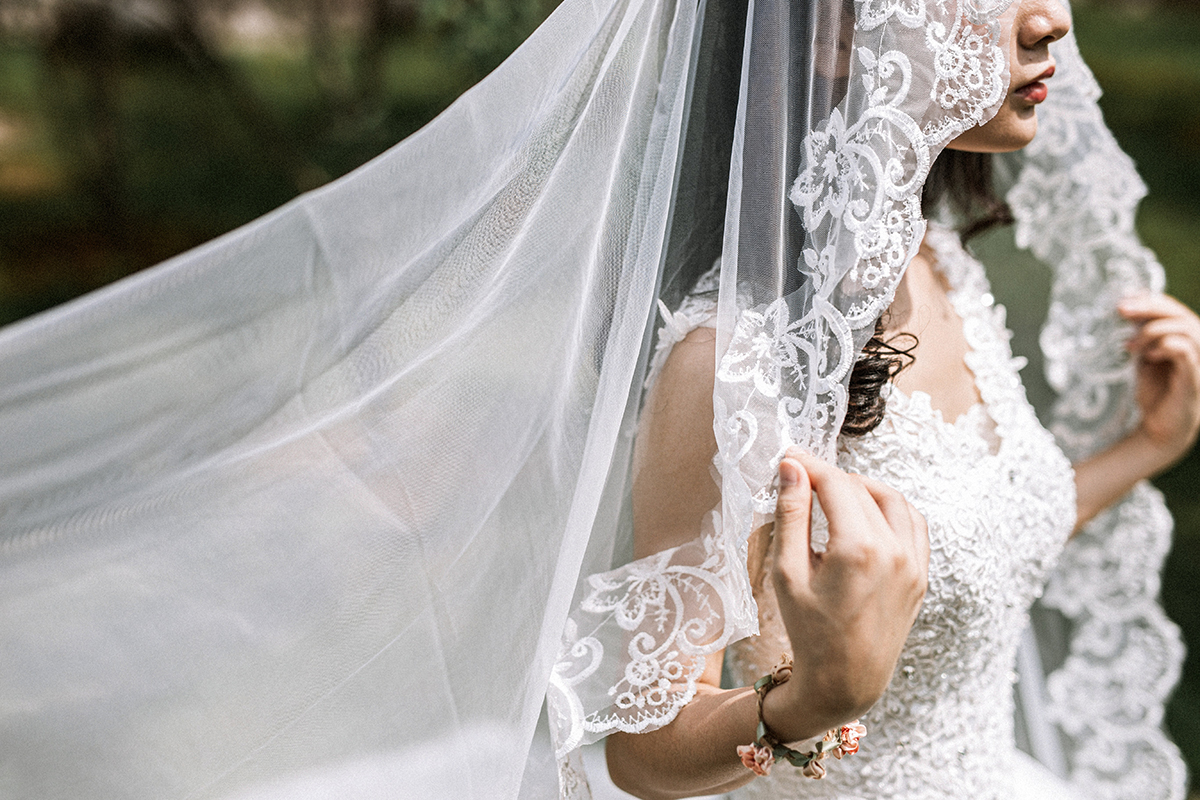 Por qué se empezaron a utilizar el velo y la mantilla en las bodas - Foto 1